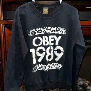 Small black leopard Obey sweatshirt